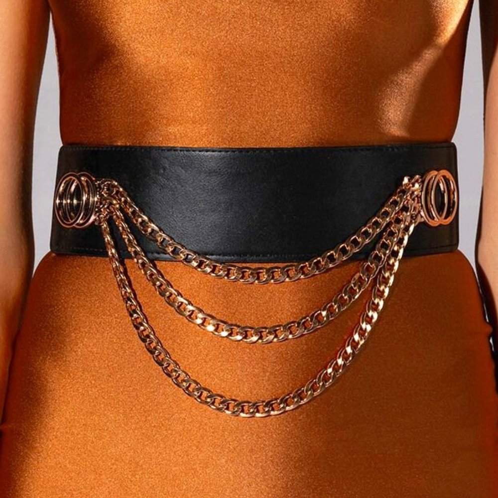 Xena Link Up & Hang: Gold Chain Stretch Cinch Belt